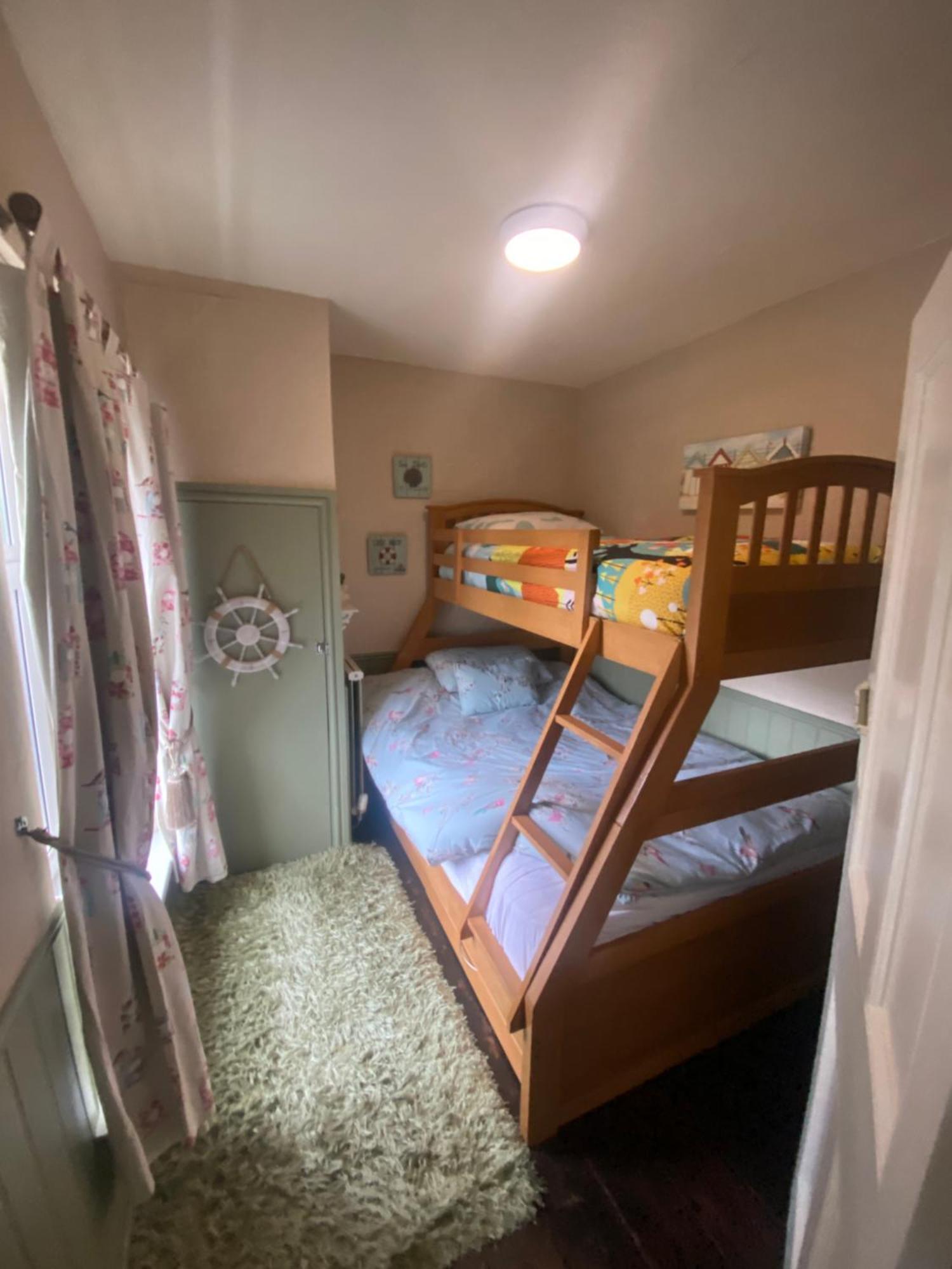 3 Bed Town House Llandeilo Carmarthenshire Villa Екстериор снимка