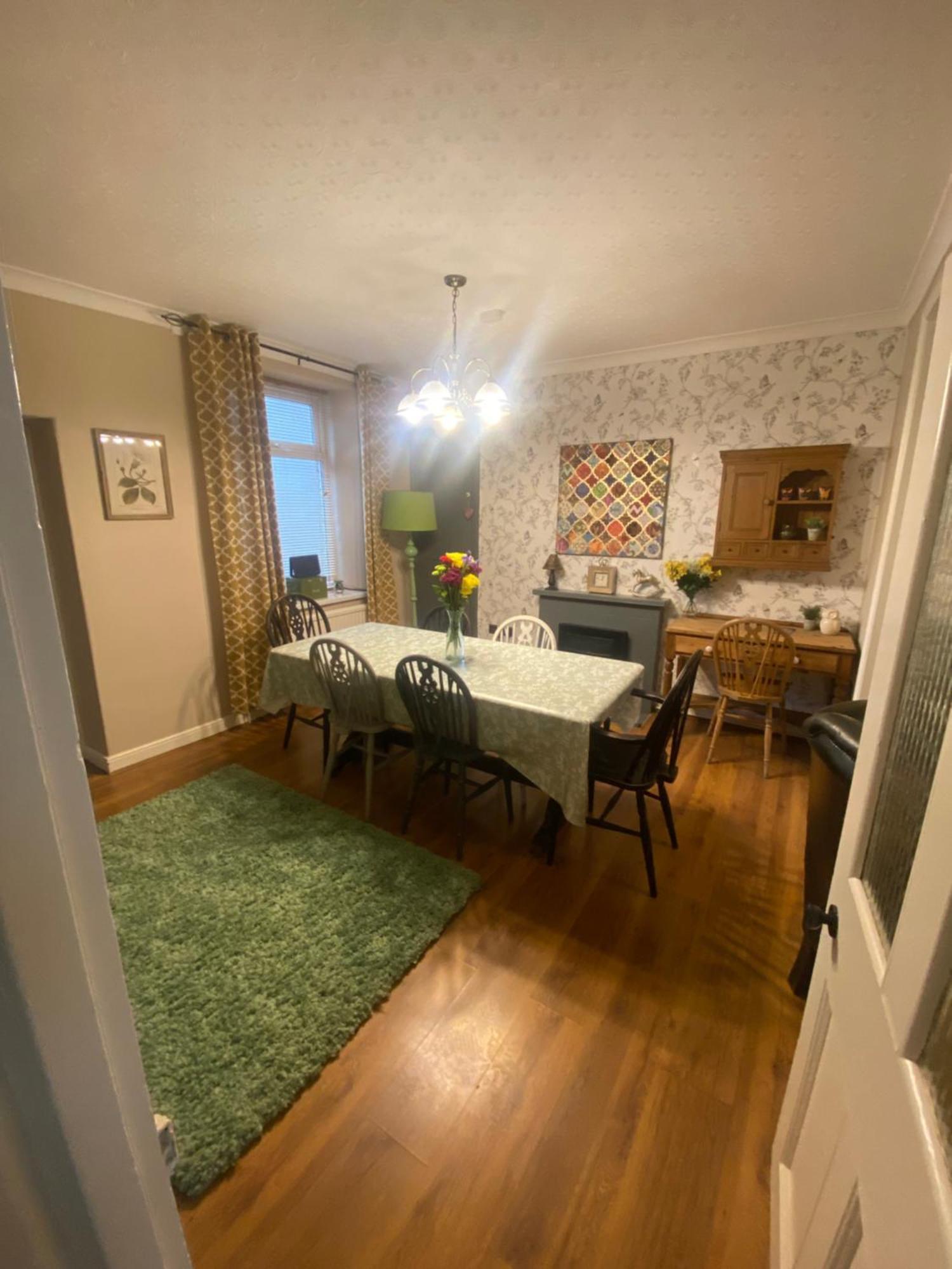 3 Bed Town House Llandeilo Carmarthenshire Villa Екстериор снимка