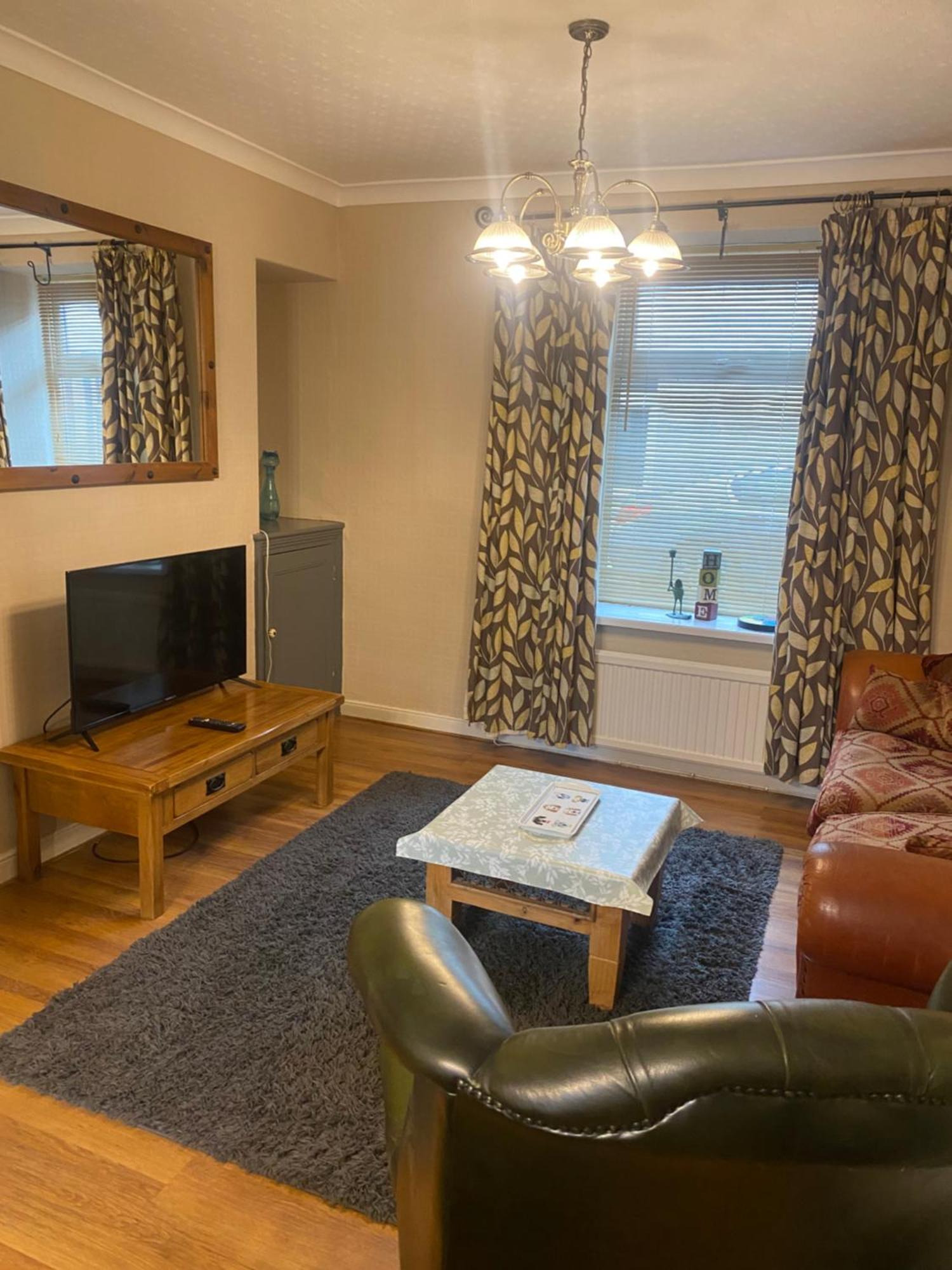 3 Bed Town House Llandeilo Carmarthenshire Villa Екстериор снимка